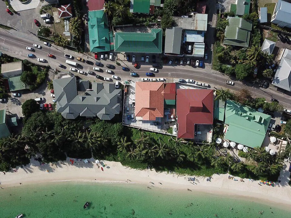 140 négyzetméteres, 4 hálószobás, 4 saját fürdőszobával rendelkező Apartman Mahé Island területén Anse Royale